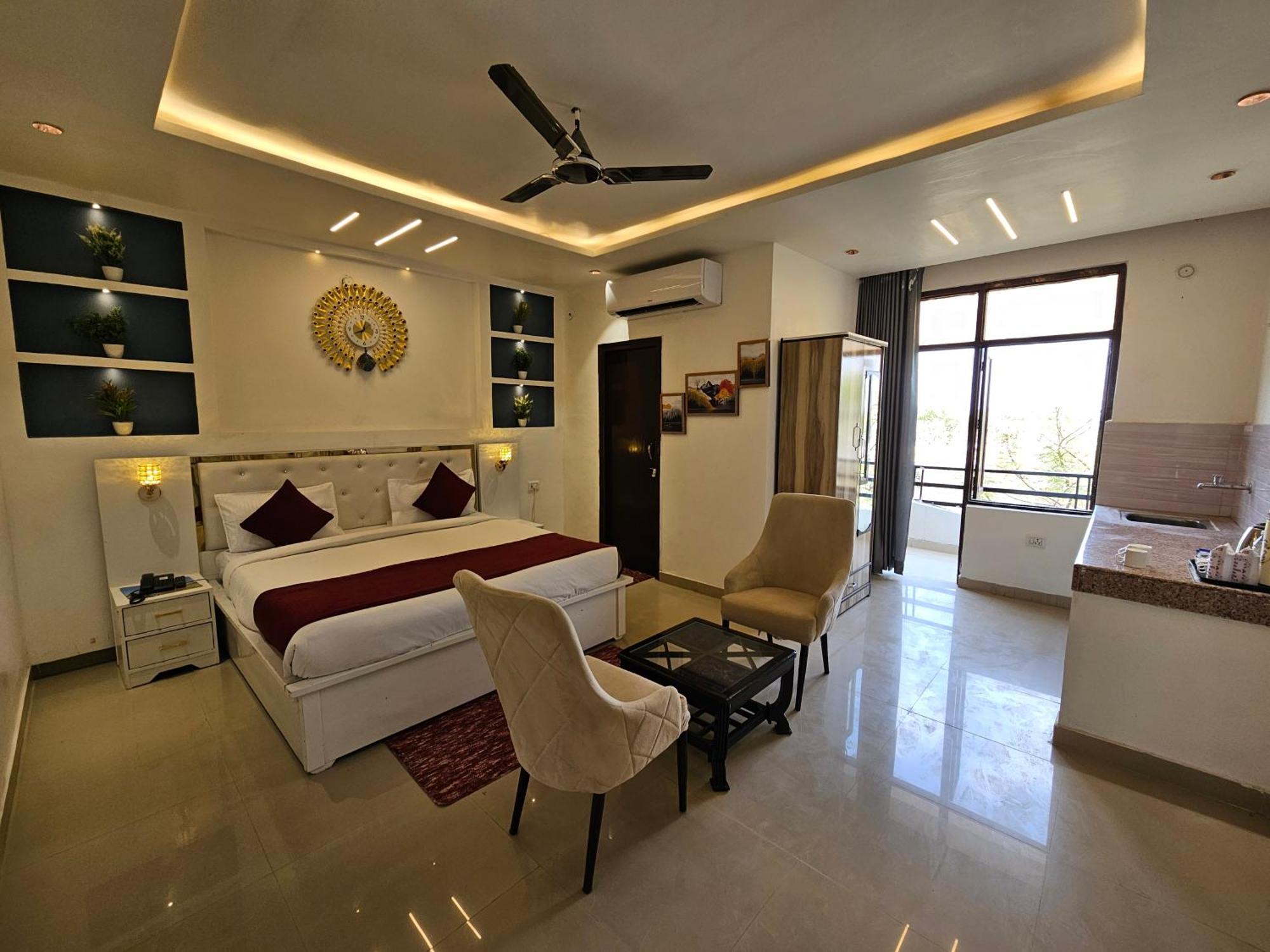 Elegance Resort Vrindávan Kültér fotó