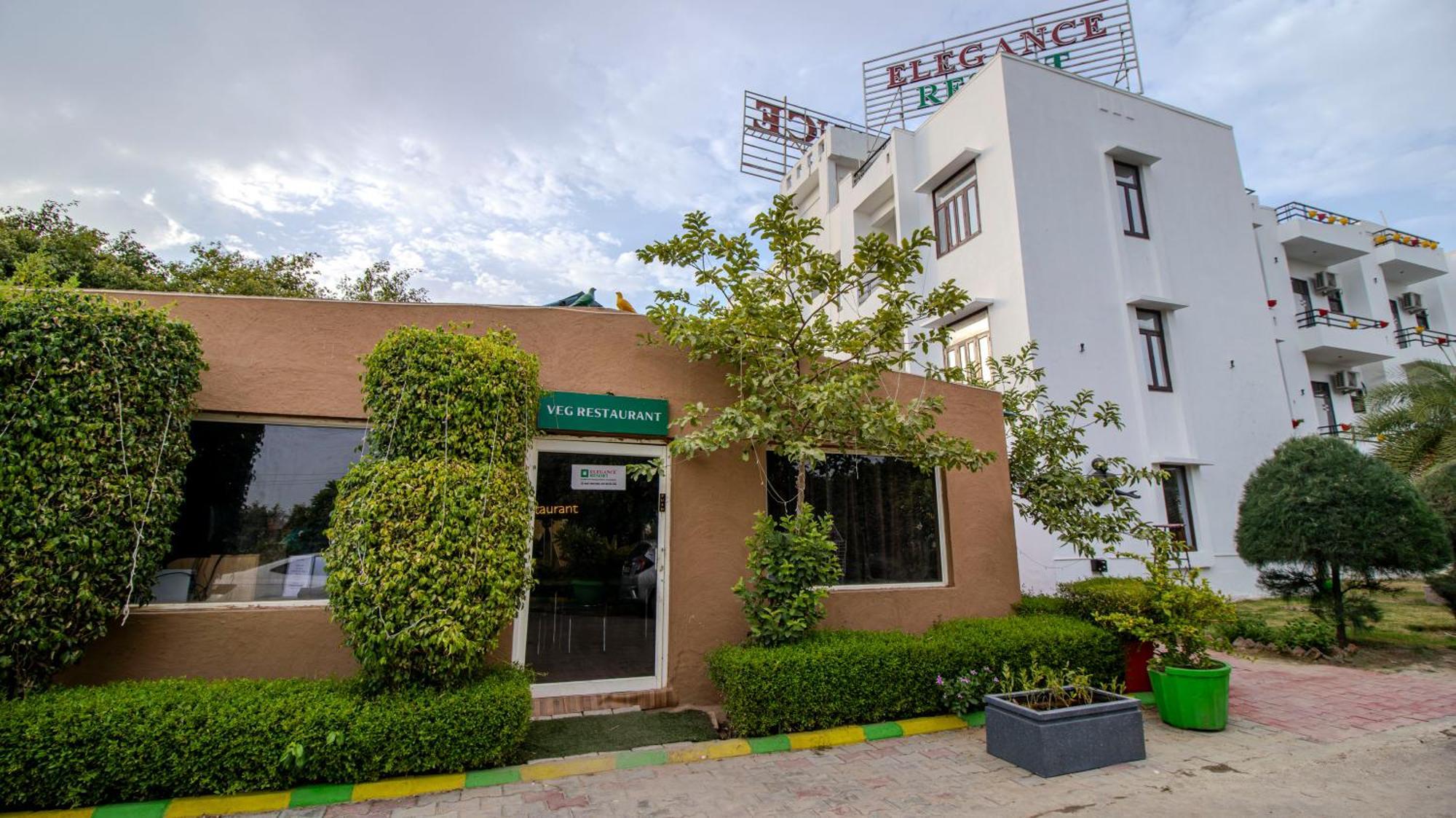 Elegance Resort Vrindávan Kültér fotó