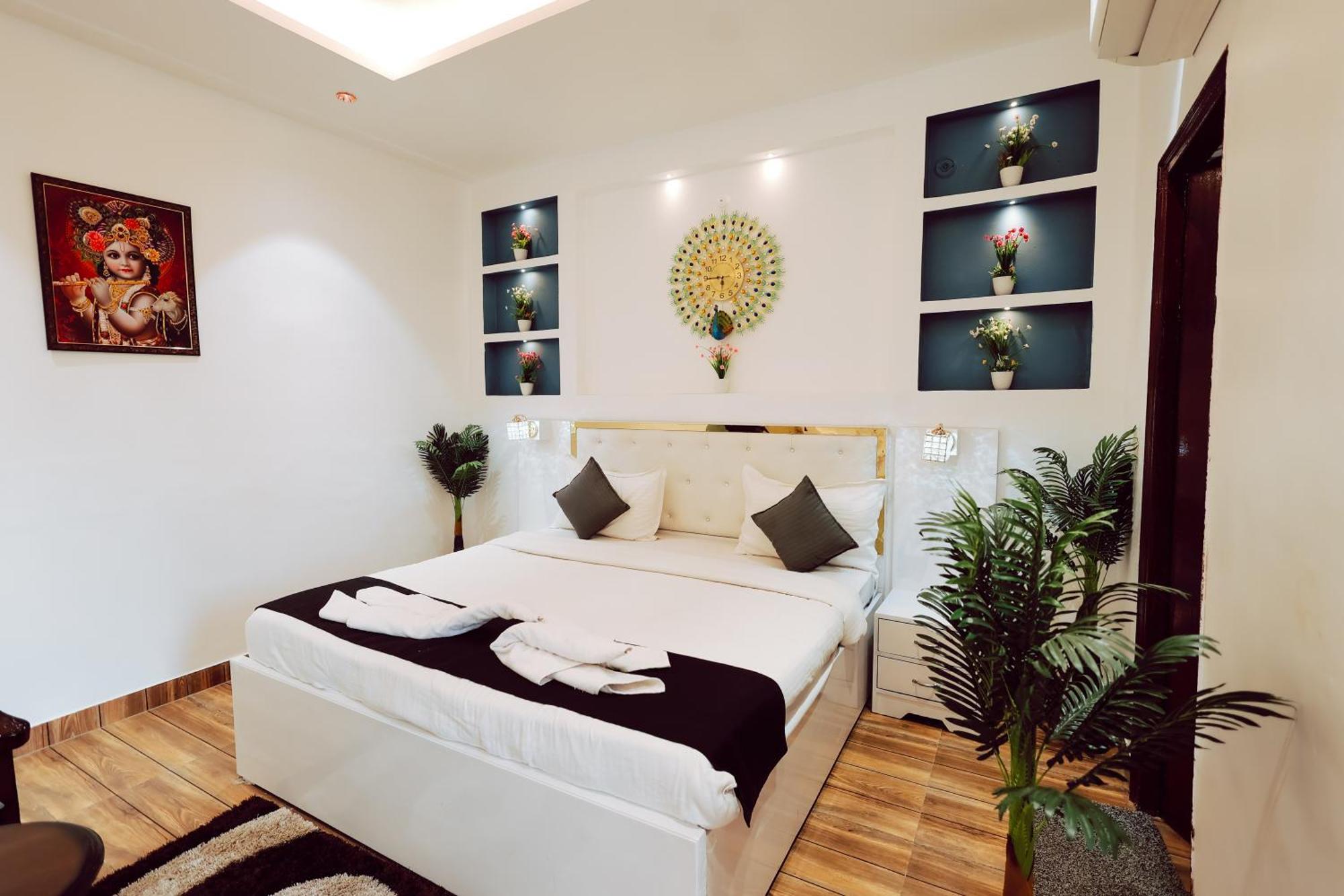 Elegance Resort Vrindávan Kültér fotó